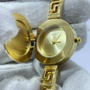 Montre Versace fond dore
