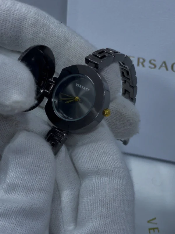 Montre Versace fond bleu - Image 3