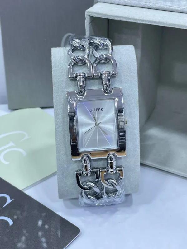 montre GUESS
