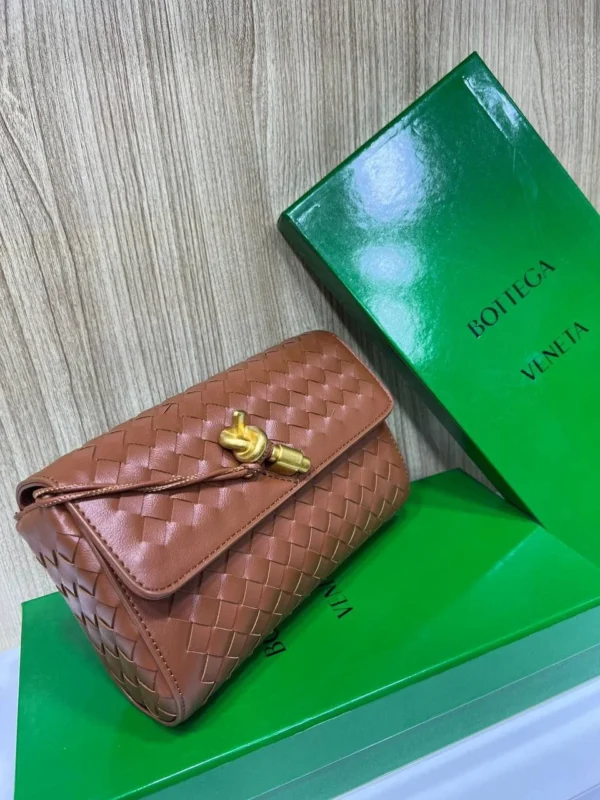 BOTTEGA VENETA
