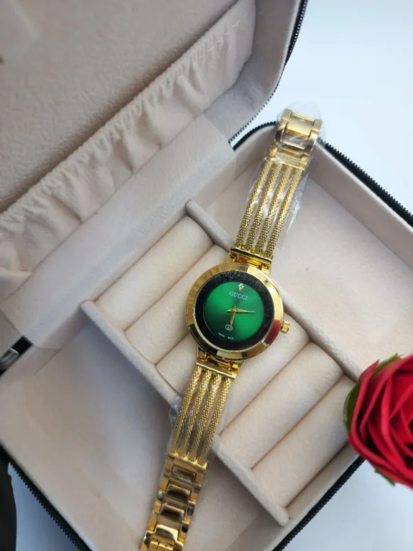 .Gucci Britannique