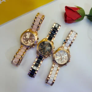 .       Mickael Kors  MK8430