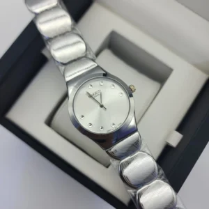 .       Swatch Montre pour Femmes