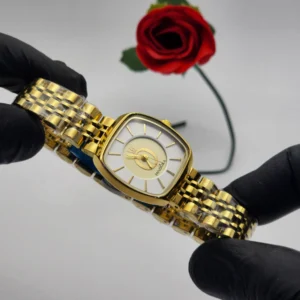 .                                    Montre Pandora