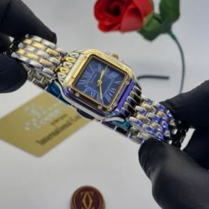 .                                      Cartier Panthere Taille Standard