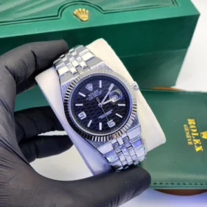 .                                           Montre Rolex Oyster Perpetual Land-Dweller