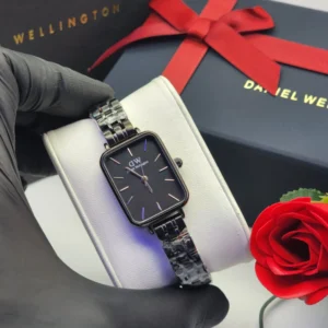 .Daniel Wellington DW