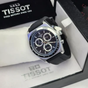 . Tissot PR516 chronographe à quartz