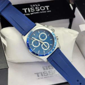 . Tissot PR516 chronographe à quartz