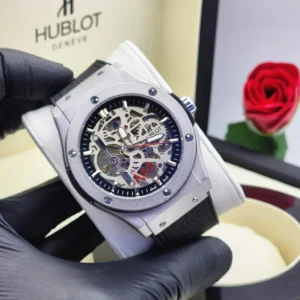 ,     Hublot Squelette Genève